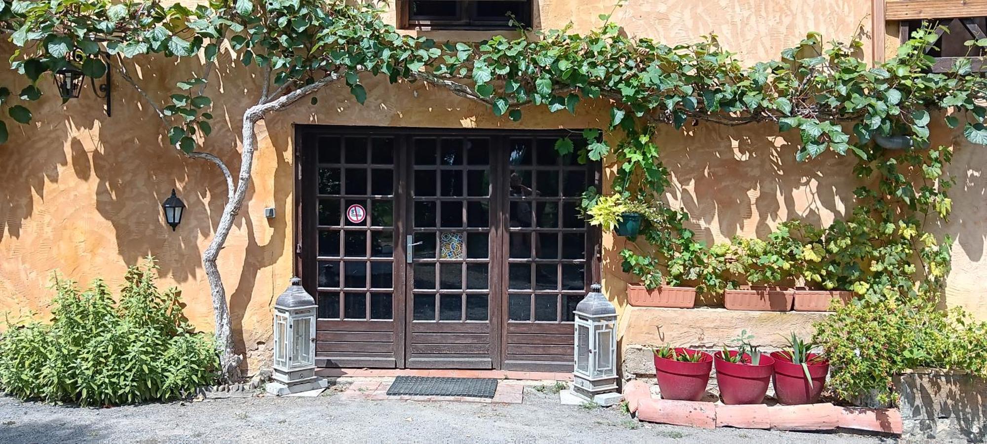 Gite Au Moulin Du Comte Bourrouillan Экстерьер фото