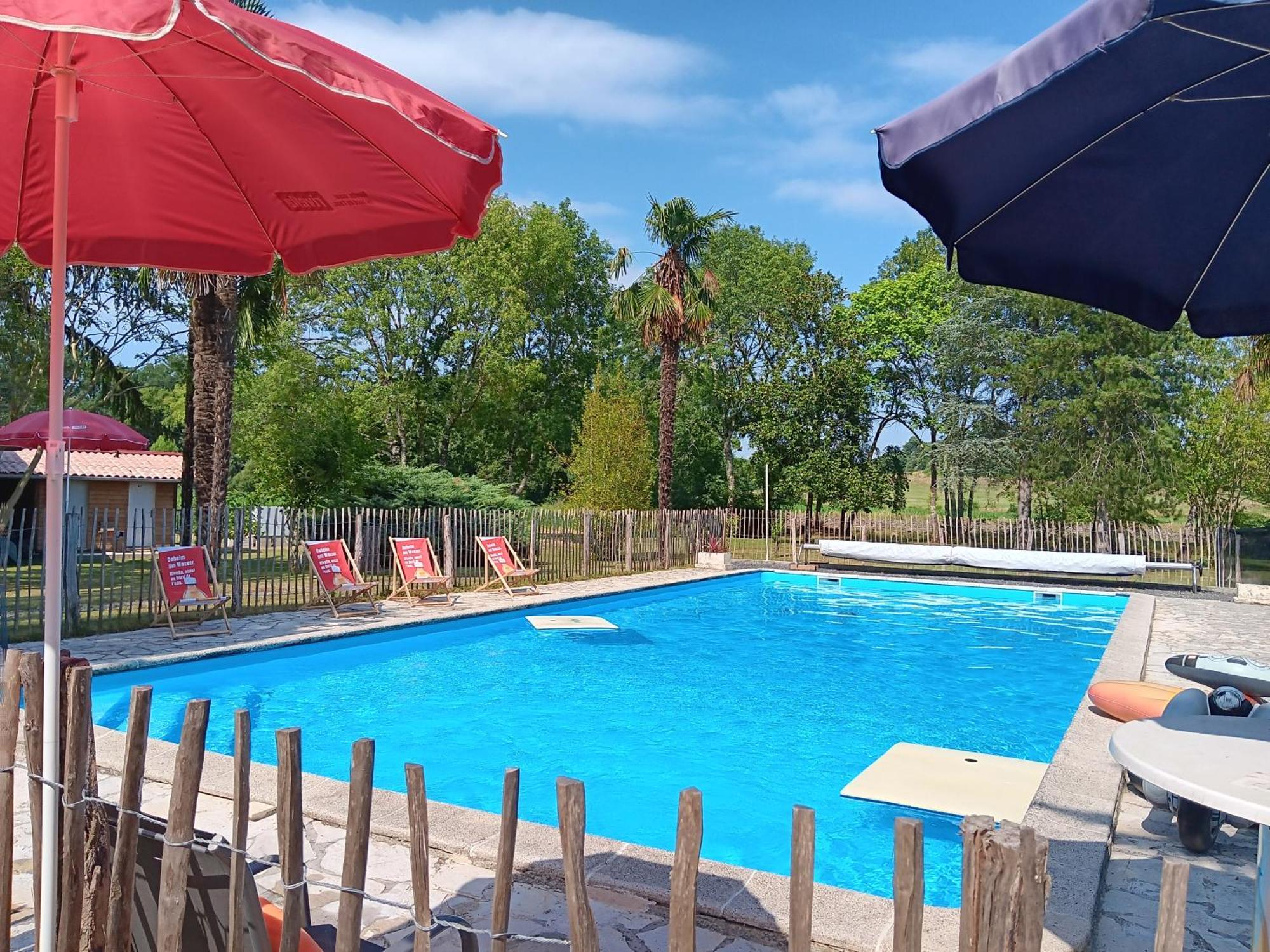 Gite Au Moulin Du Comte Bourrouillan Экстерьер фото