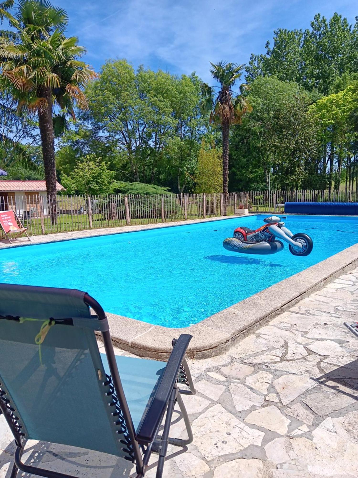 Gite Au Moulin Du Comte Bourrouillan Экстерьер фото